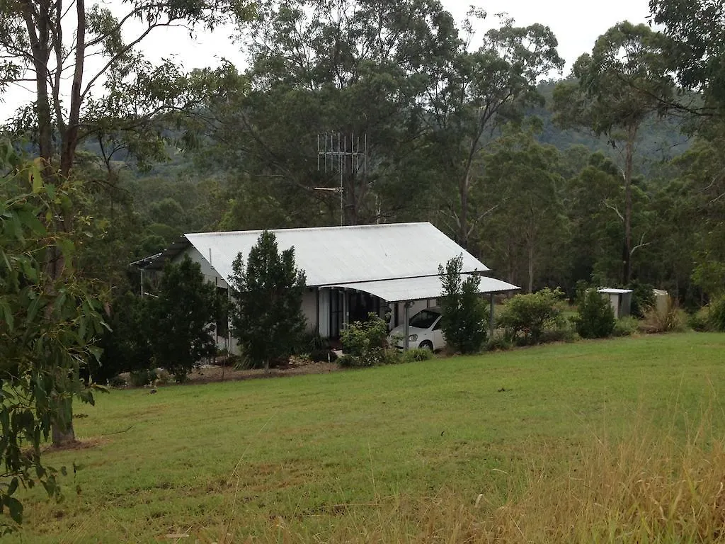 ****  Melawondi Spring Retreat Bed & Breakfast Sunshine Coast Australia